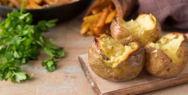 Как запечь картошку целиком в духовке без кожуры простой и вкусный рецепт