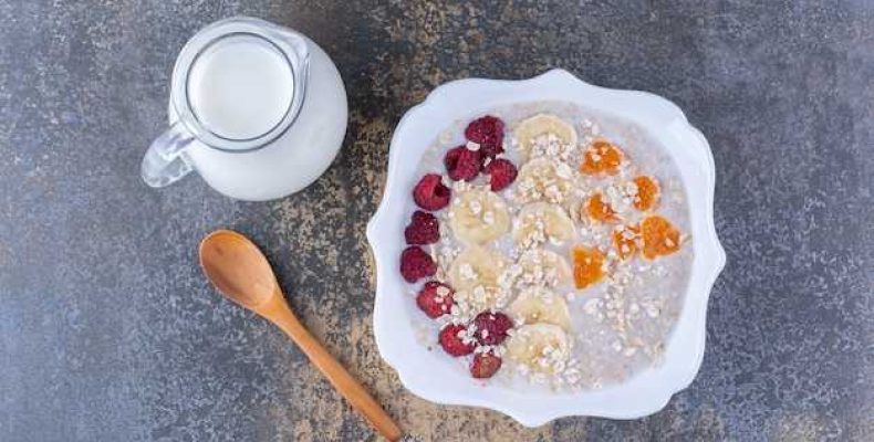 Как приготовить вкусную и полезную кашу из овсяных хлопьев
