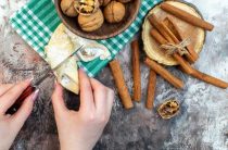 Вкусный рецепт домашних конфет коровка с простыми ингредиентами и пошаговой инструкцией