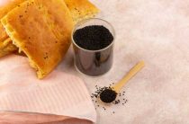 Вкусный рецепт коржа с маком который подойдёт для любого праздника