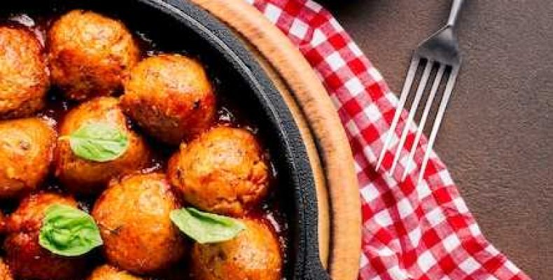 Как приготовить вкусные куриные котлеты шариками быстро и просто