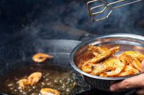 Как правильно варить креветки и получать идеальный вкус блюда