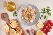 Простой и вкусный рецепт приготовления маленьких креветок на любой вкус