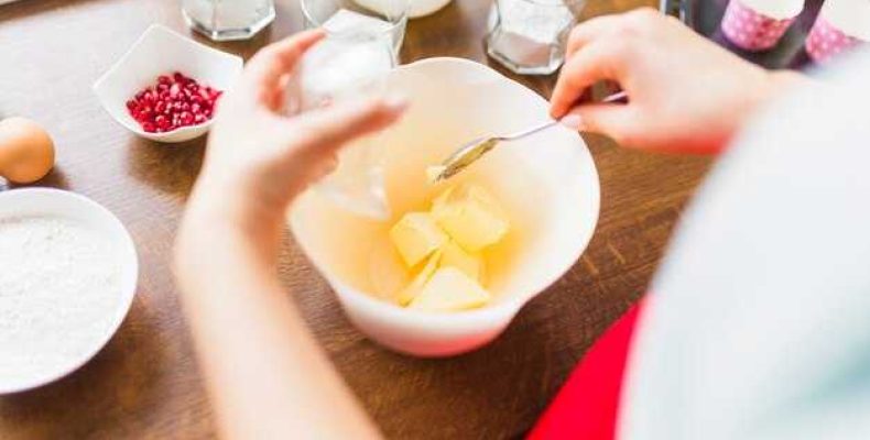 Как приготовить домашнее сливочное масло без лишних усилий и затрат