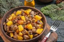 Нежное мясо фо по-французски с картошкой удивит ваших гостей на обеде