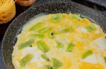 Как приготовить омлет с курицей и помидорами пошаговый рецепт для вкусного завтрака