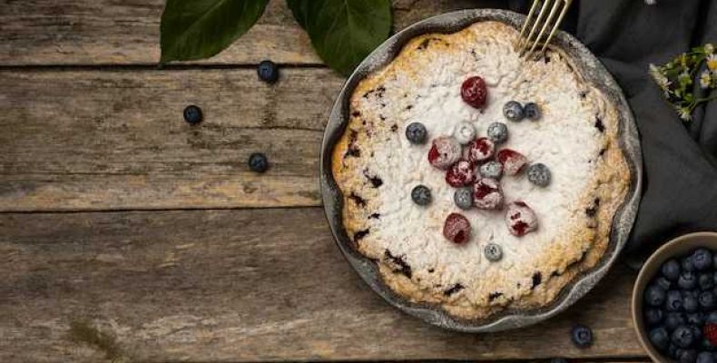 Как приготовить вкусный пирог из песочного теста с ягодами по простому рецепту