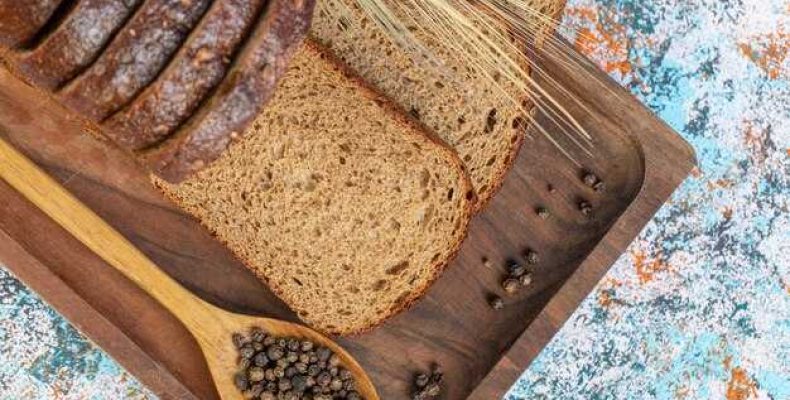 Как испечь ржаной и пшеничный хлеб по простым рецептам в домашних условиях