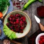 Как приготовить вкусный и простой салат из свеклы и огурца с полезными ингредиентами