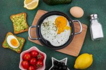 Как правильно приготовить яйца пашот и сколько времени для этого нужно