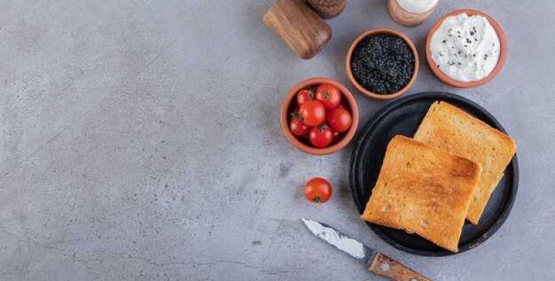 Сладкие гренки с яйцом — простой и вкусный рецепт на завтрак