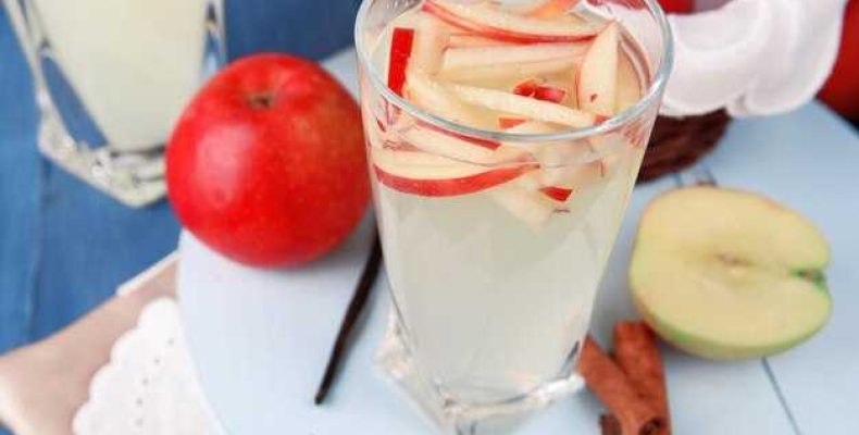 Как приготовить вкусный и натуральный сок из свежих яблок в домашних условиях