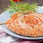 Сосиски в бездрожжевом слоеном тесте в духовке простой и вкусный рецепт