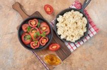 Простой рецепт вкусного соуса для запеченных макарон в духовке