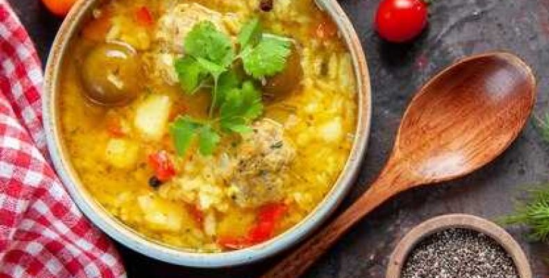 Приготовление ароматного супа с пшеном на курином бульоне пошагово