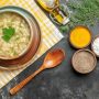 Простой и вкусный рецепт супа с рисом и тушенкой для домашнего обеда