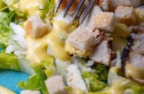 Рецепт Цезаря с курицей — полезный и вкусный ПП вариант салата