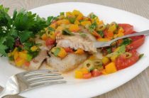 Вкусный рецепт тушеного пангасиуса с овощами и специями для уютного ужина