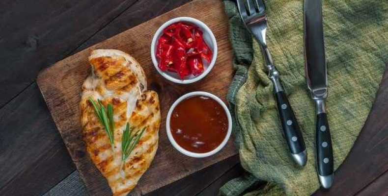 Как приготовить вкусный соус к курице за 30 минут с простыми ингредиентами