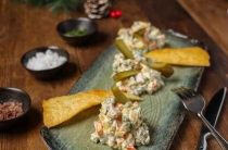 Простой и вкусный рецепт приготовления хамсы с овощами и специями