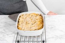 Как приготовить вкусную заливку для картофельной запеканки с курицей в духовке
