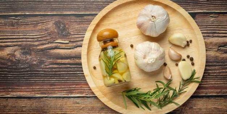 Как правильно замариновать чеснок для улучшения вкуса блюд