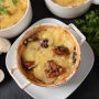 Как приготовить вкусный жульен в хрустящей корзиночке с грибами и курицей
