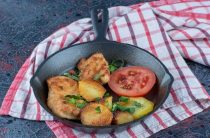Как приготовить вкусные зразы с сырым картофелем по простому рецепту