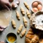 Вкусные и простые рецепты блюд из слоеного дрожжевого теста на каждый день