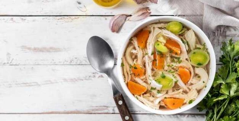 Пошаговый рецепт вкусного супа из куриной голени для домашнего ужина