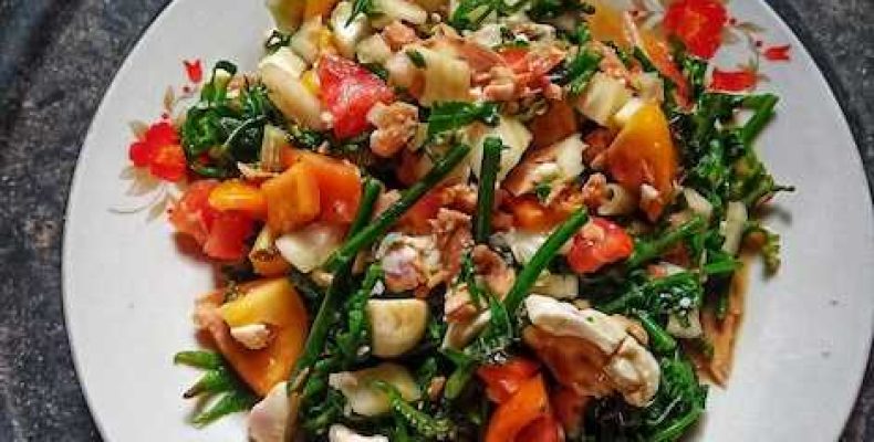 Узнайте рецепт вкусного салата с мидиями и руколой — полезное и быстрое блюдо