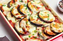 Вкусные баклажаны в духовке с помидорами и сыром — простой рецепт на каждый день