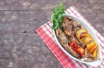 Вкусные рецепты говяжьих ребрышек на сковороде – простые и быстрые блюда