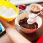 Вкусный крем из шоколада и сливок для торта — легкий рецепт