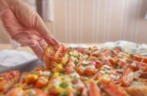 Вкусный рецепт пиццы с курицей — готовим дома